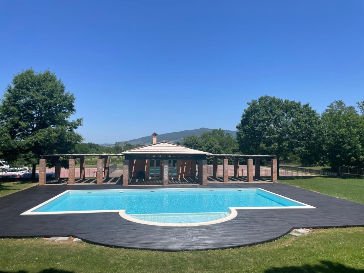Casa Vacanza Villaggio Poggio Rosso Arezzo Eksteriør bilde